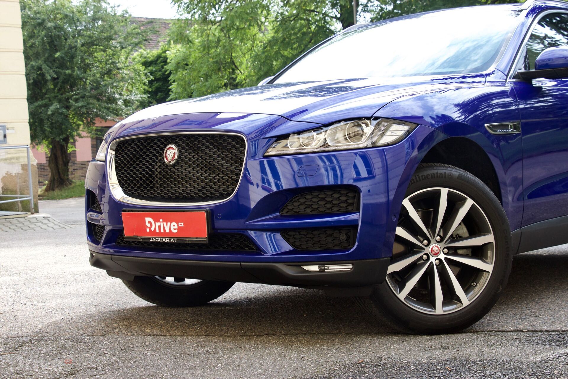 Jaguar F-PACE