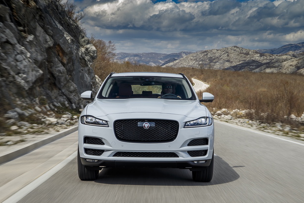 Jaguar F-PACE