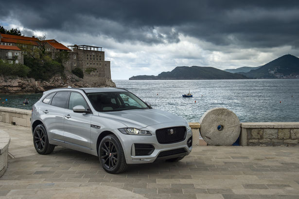 Jaguar F-PACE