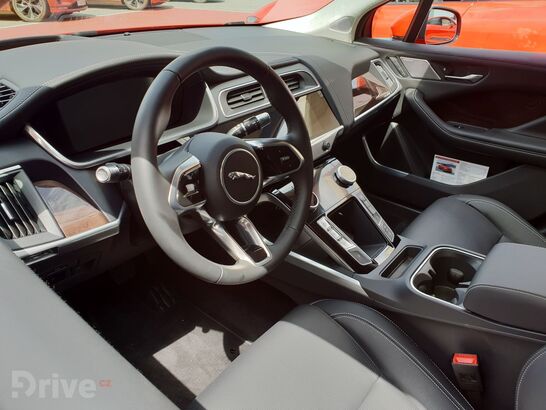 Jaguar I-PACE