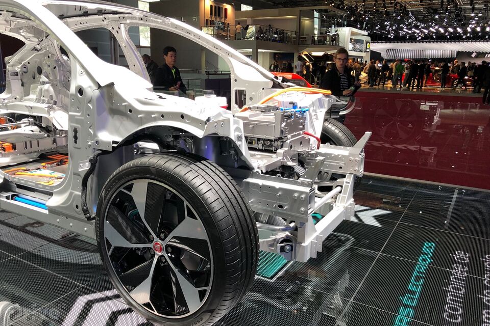Jaguar I-PACE