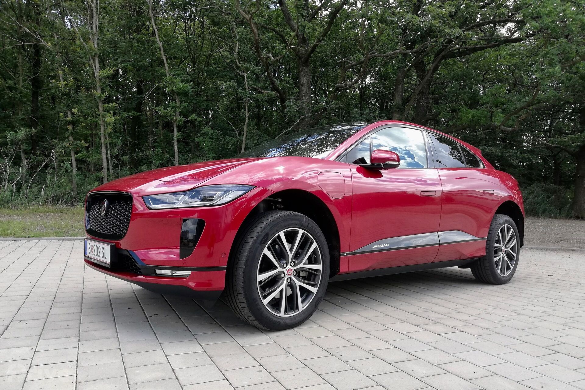 Jaguar I-PACE