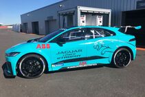 Jaguar I-PACE eTROPHY