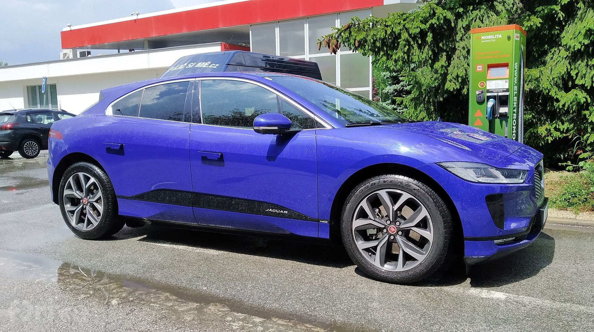 Jaguar I-Pace EV400 AWD HSE