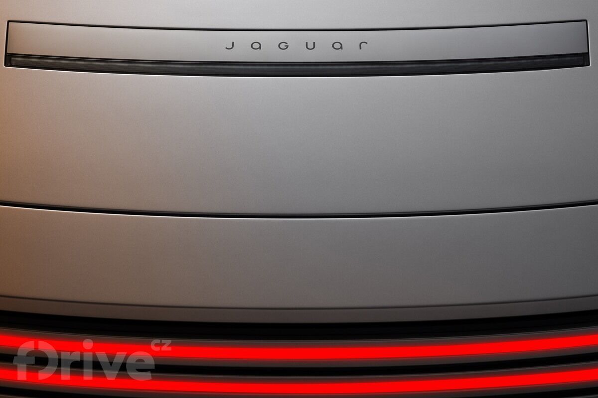 Jaguar Type 01