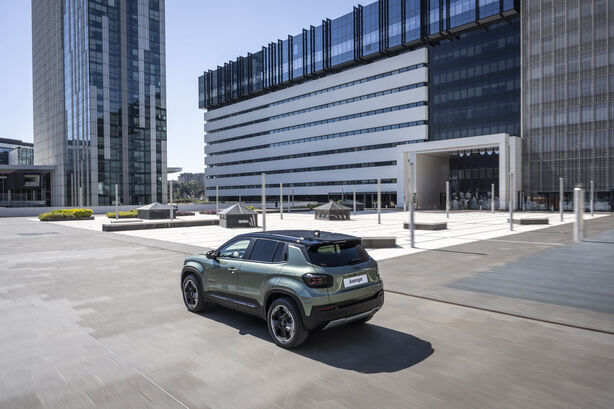 Jeep Avenger hybrid/BEV