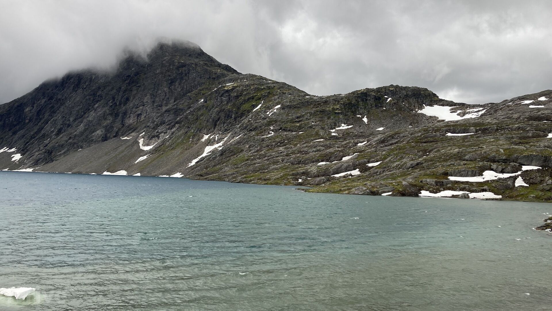 Jezero Djupvatnet 15. 7. 2023