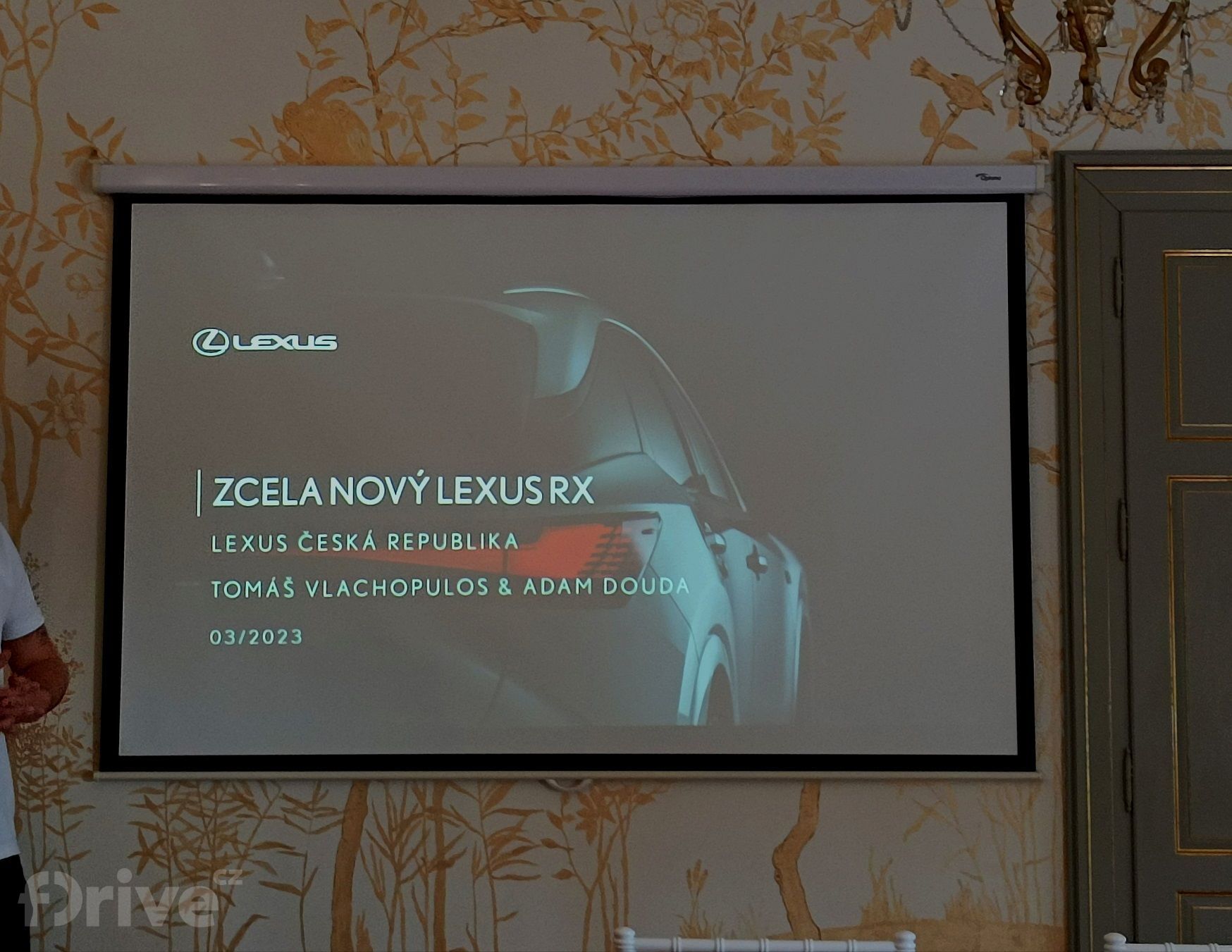 Jízdní dojmy s Lexusem RX 500h