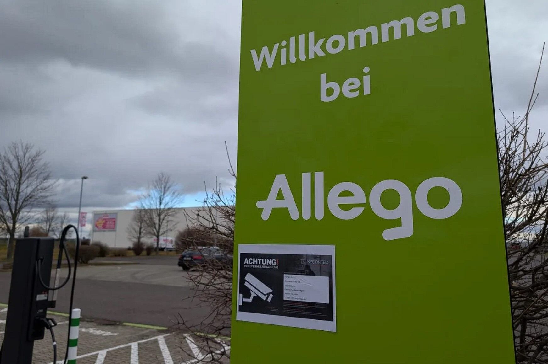 Kamerový systém u dobíjecí stanice