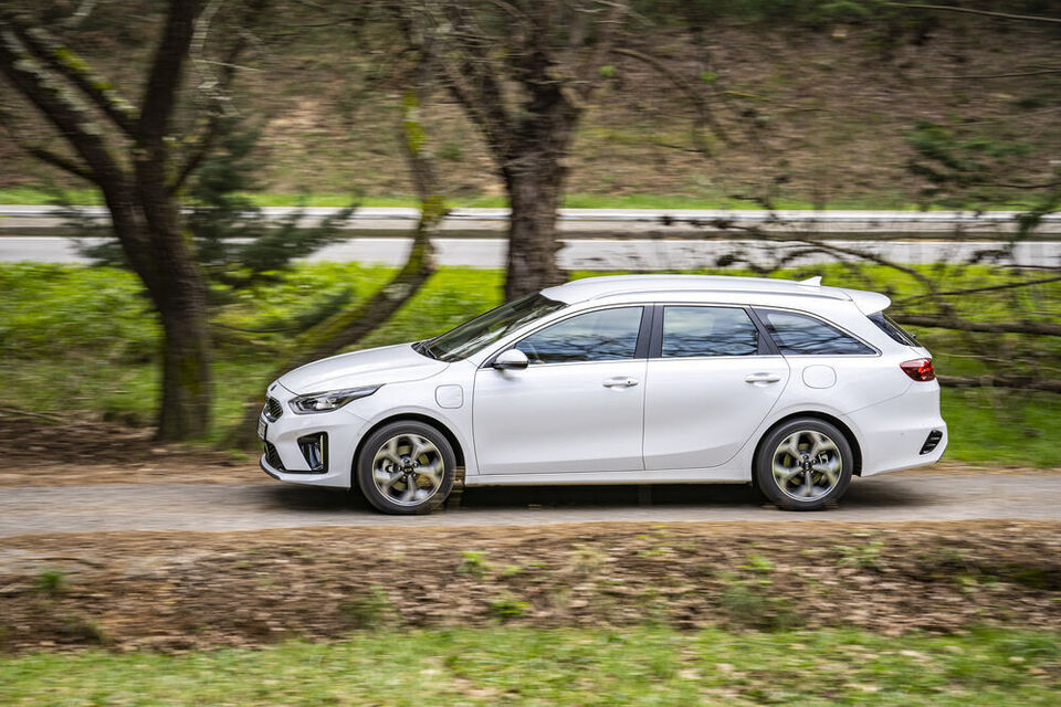 Kia Ceed Sportswagon PHEV (2020)