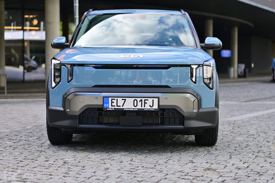 Kia EV2