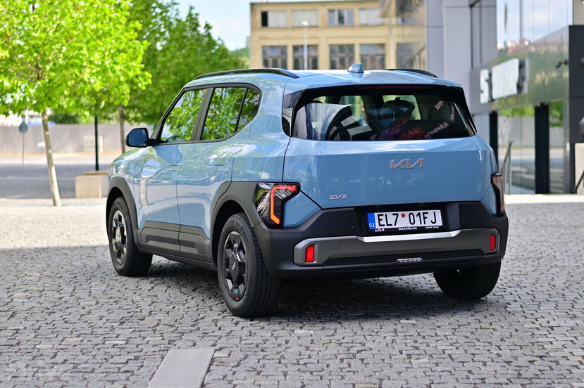 Kia EV2