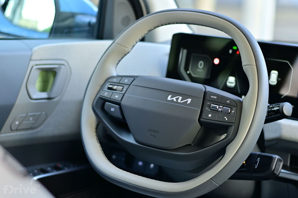 Kia EV2