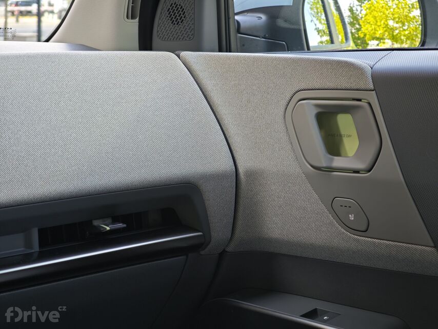 Kia EV2
