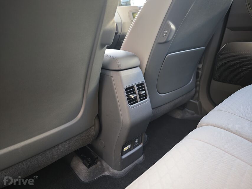 Kia EV2