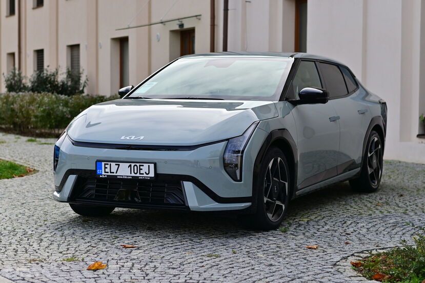 Kia EV4