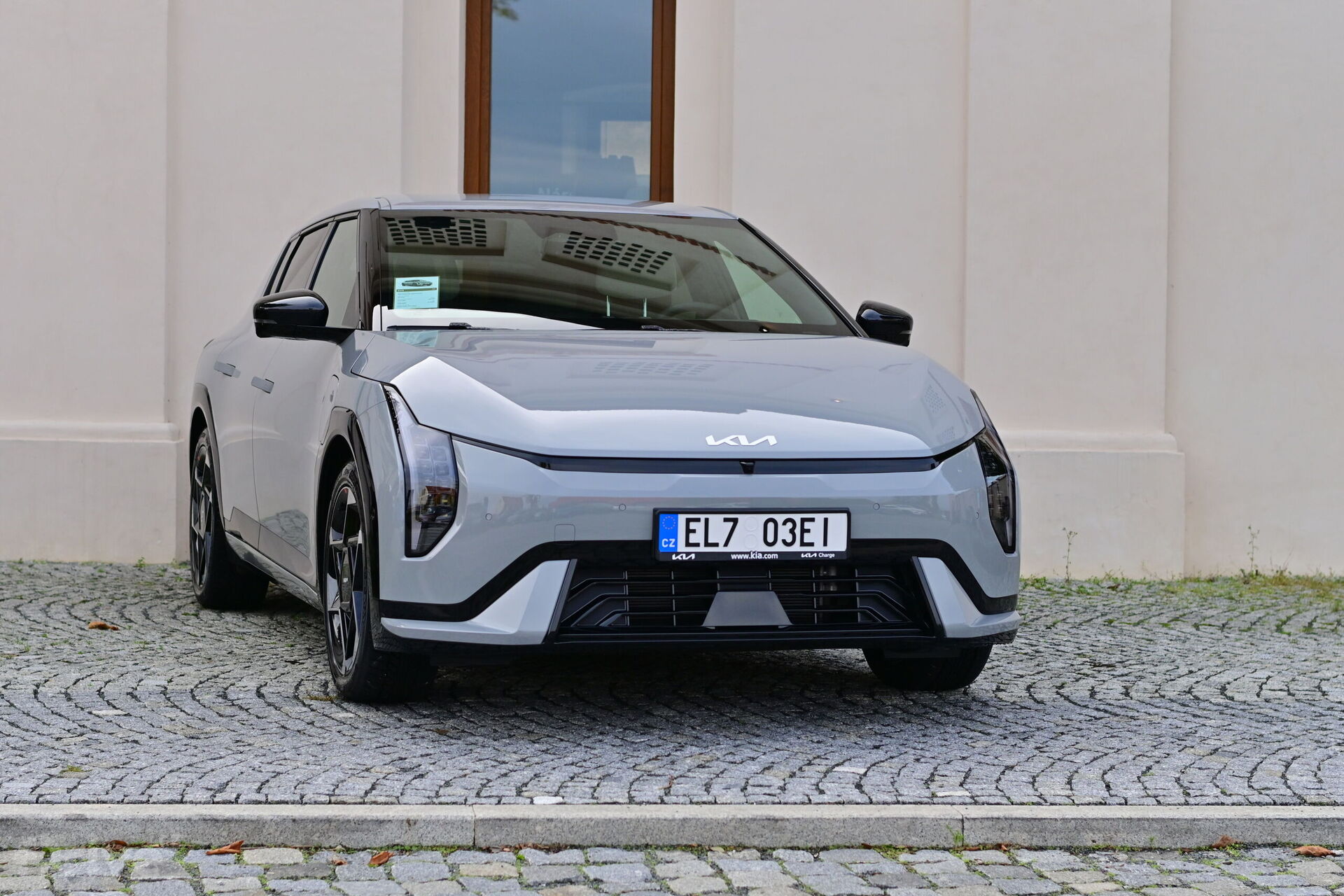Kia EV4