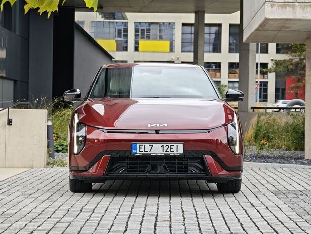 Kia EV4