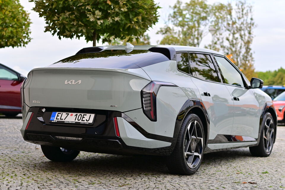 Kia EV4 Fastback