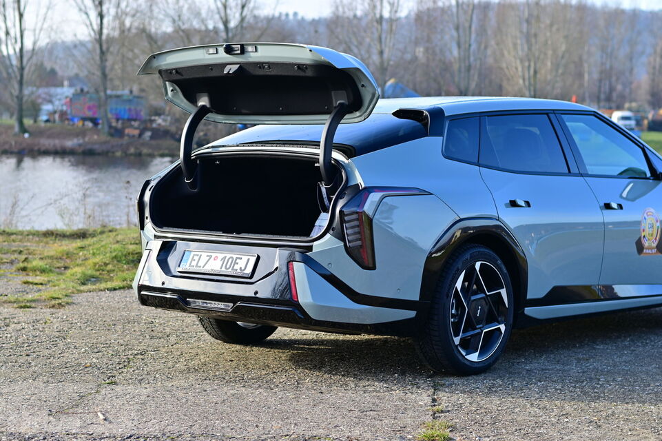 Kia EV4 Fastback