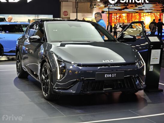 Kia EV4 GT