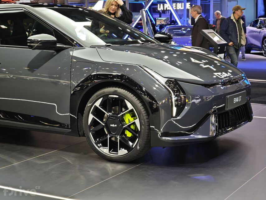 Kia EV4 GT