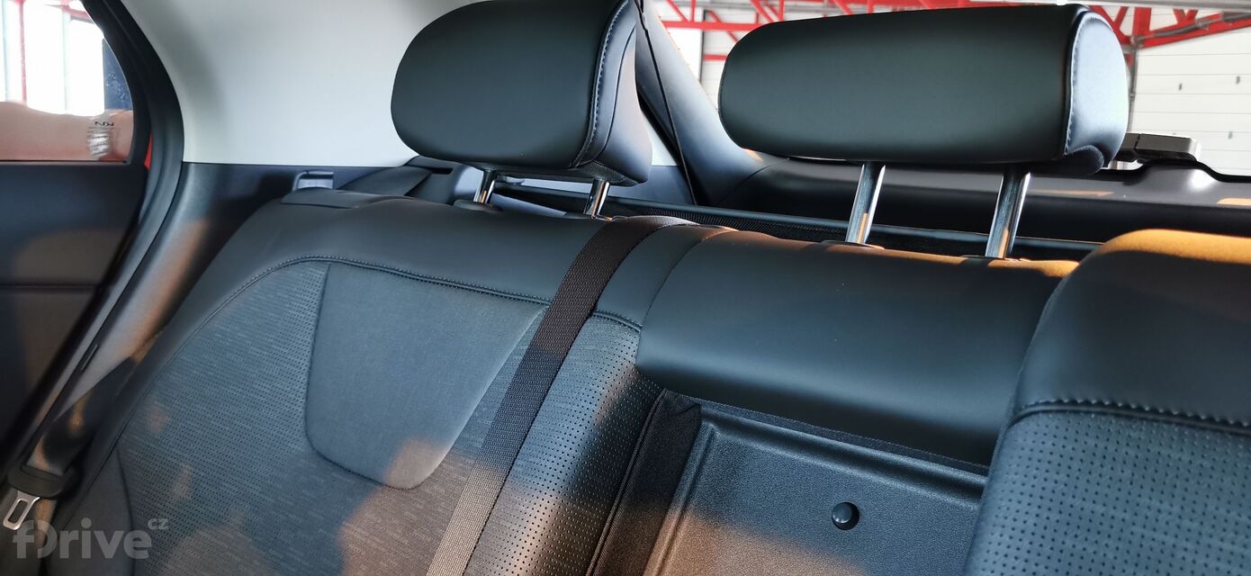 Kia Niro HEV (hybrid)