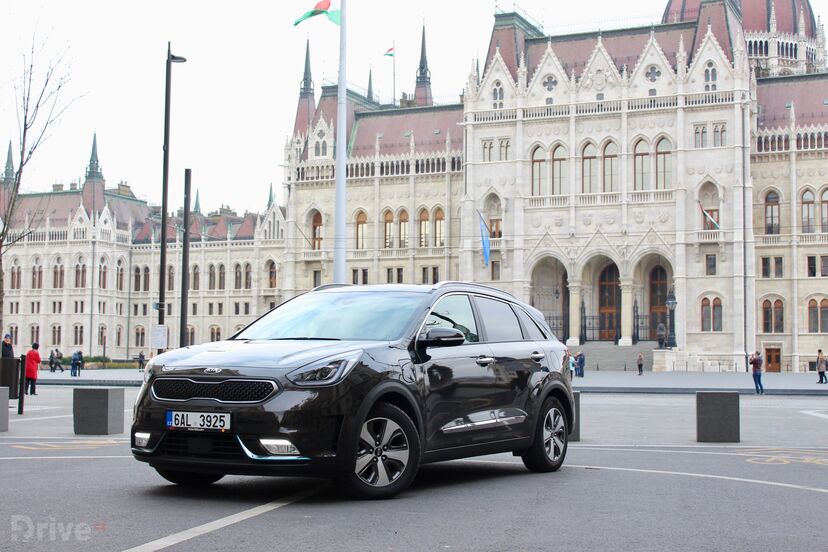Kia Niro Plug-in Hybrid (2017)