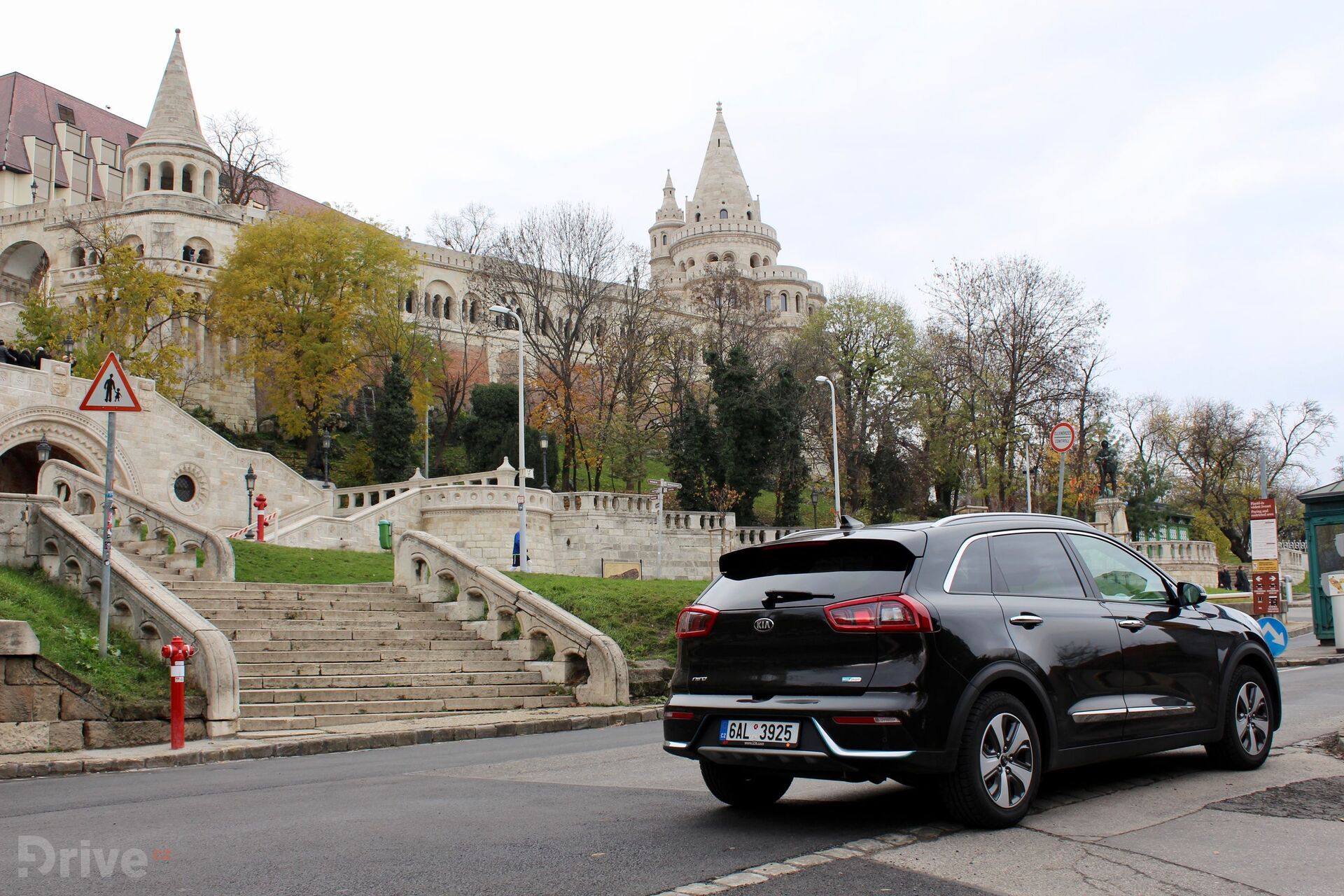 Kia Niro Plug-in Hybrid (2017)