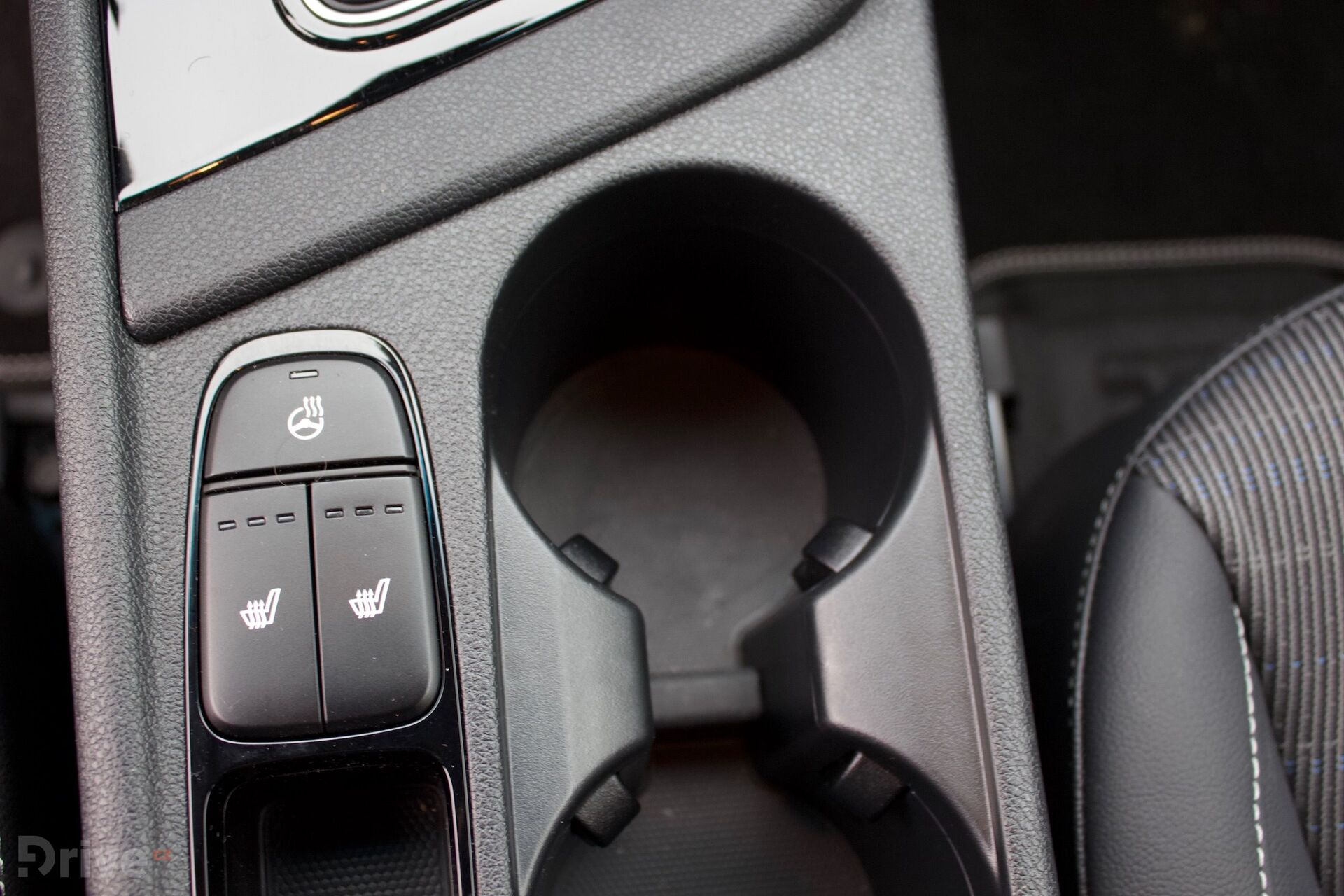 Kia Niro Plug-in Hybrid (2017)