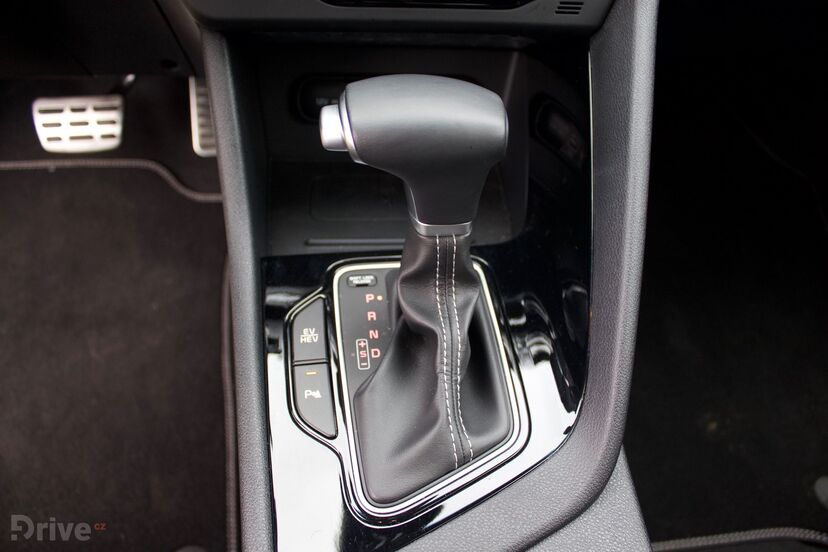 Kia Niro Plug-in Hybrid (2017)