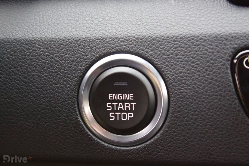 Kia Niro Plug-in Hybrid (2017)