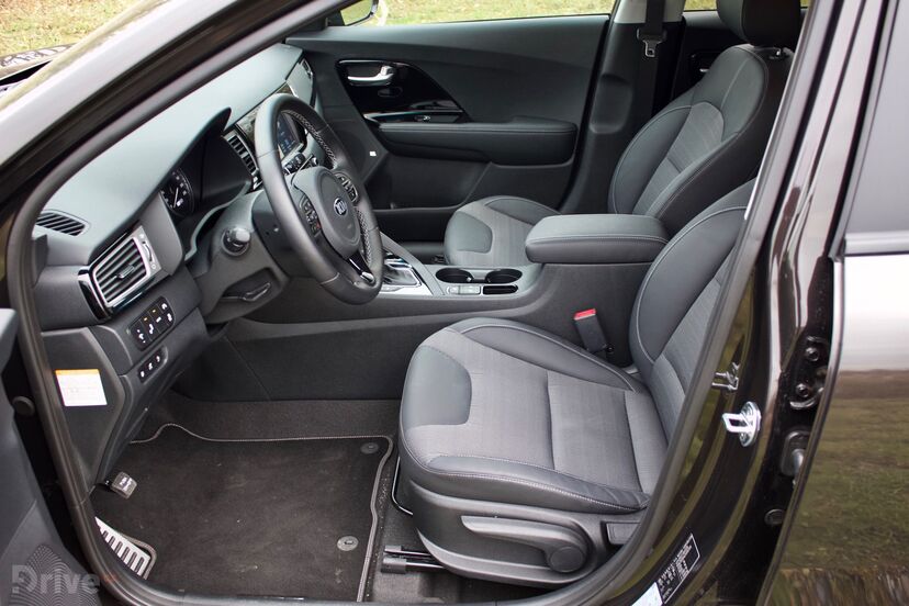 Kia Niro Plug-in Hybrid (2017)