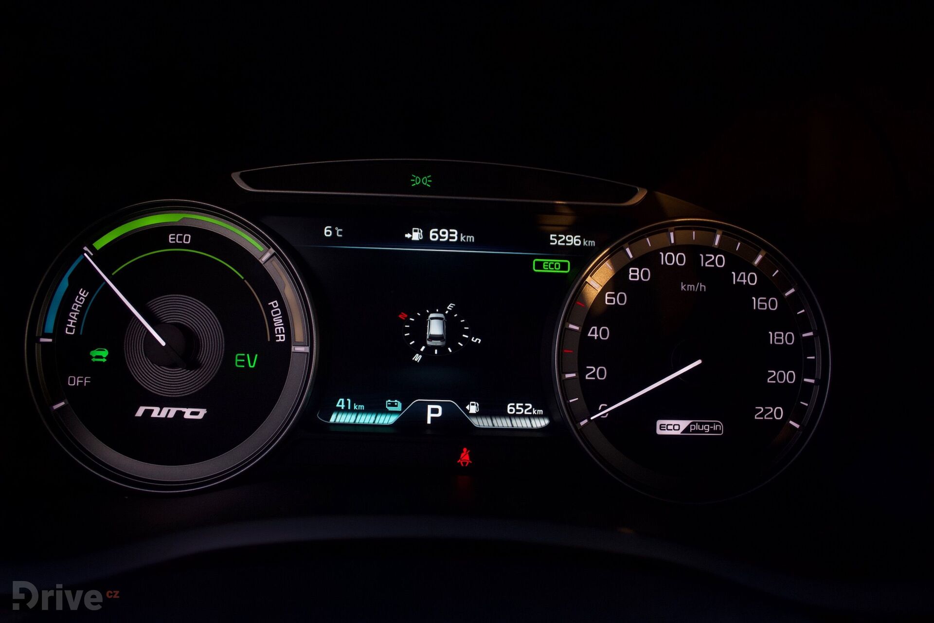 Kia Niro Plug-in Hybrid (2017)