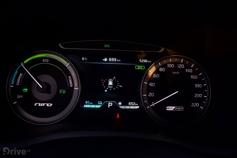 Kia Niro Plug-in Hybrid (2017)