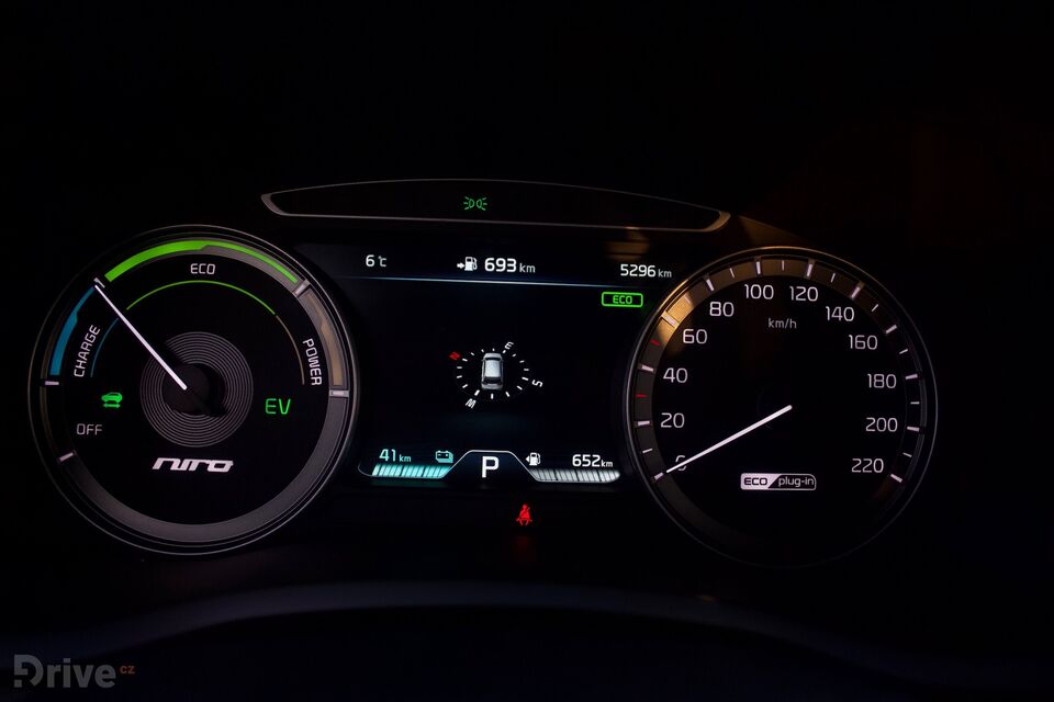 Kia Niro Plug-in Hybrid (2017)