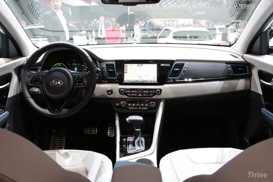 Kia Niro Plug-in Hybrid (2017)