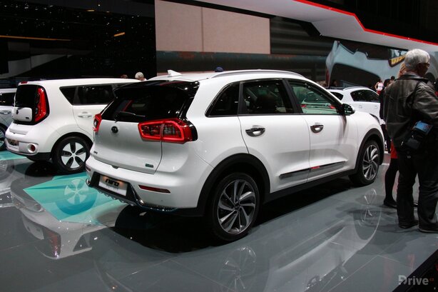 Kia Niro Plug-in Hybrid (2017)