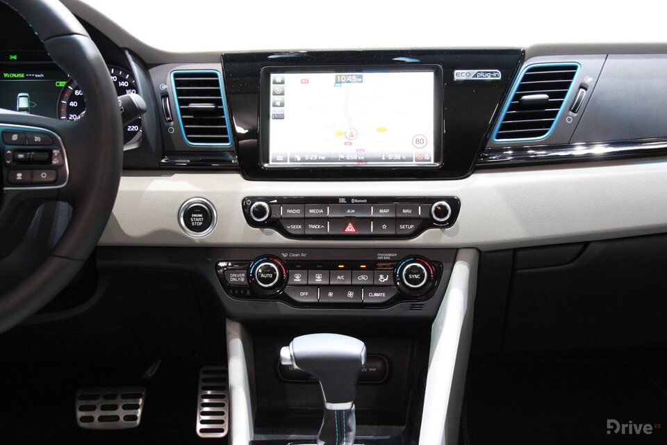 Kia Niro Plug-in Hybrid (2017)