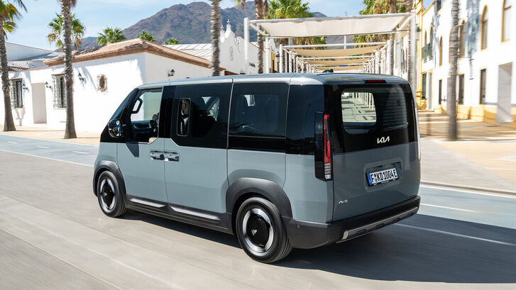 Kia PV5 Passenger