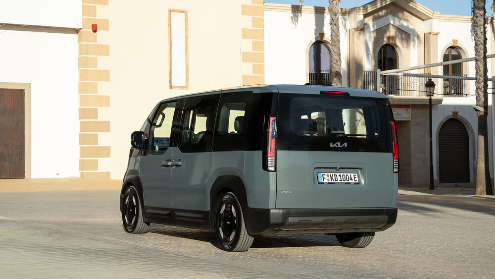 Kia PV5 Passenger
