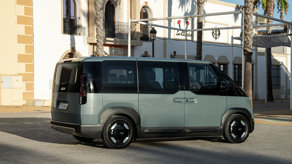 Kia PV5 Passenger