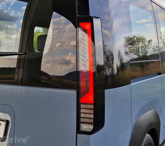 Kia PV5 Passenger Elite (2026)