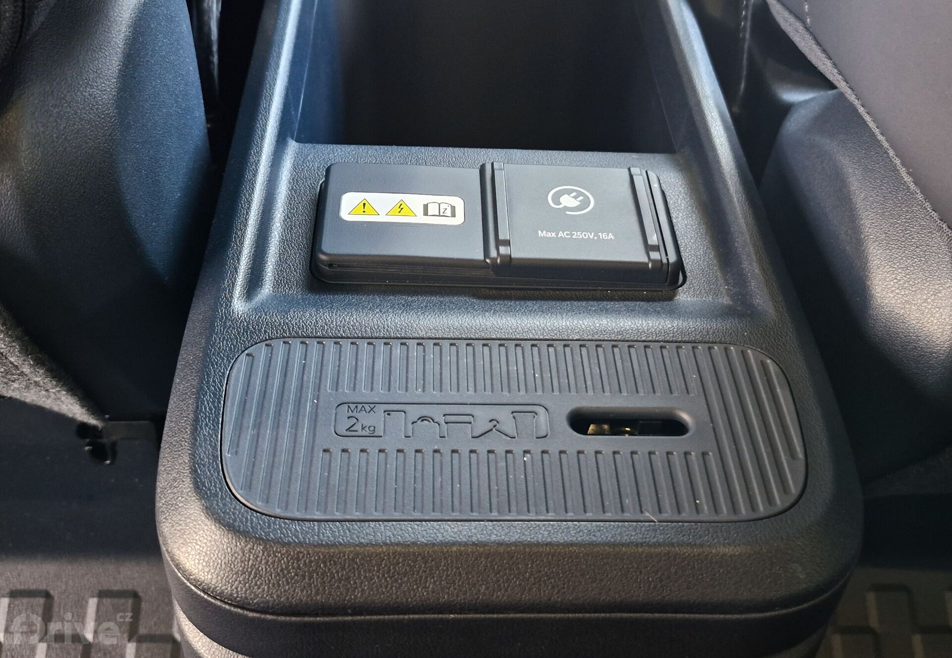 Kia PV5 Passenger Elite (2026)