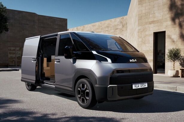 Kia PV7