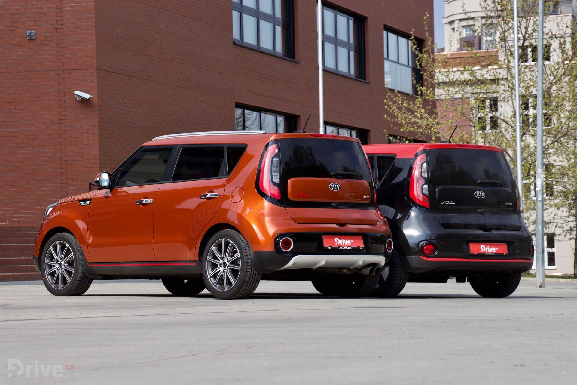 Kia Soul EV vs. Kia Soul T-GDI