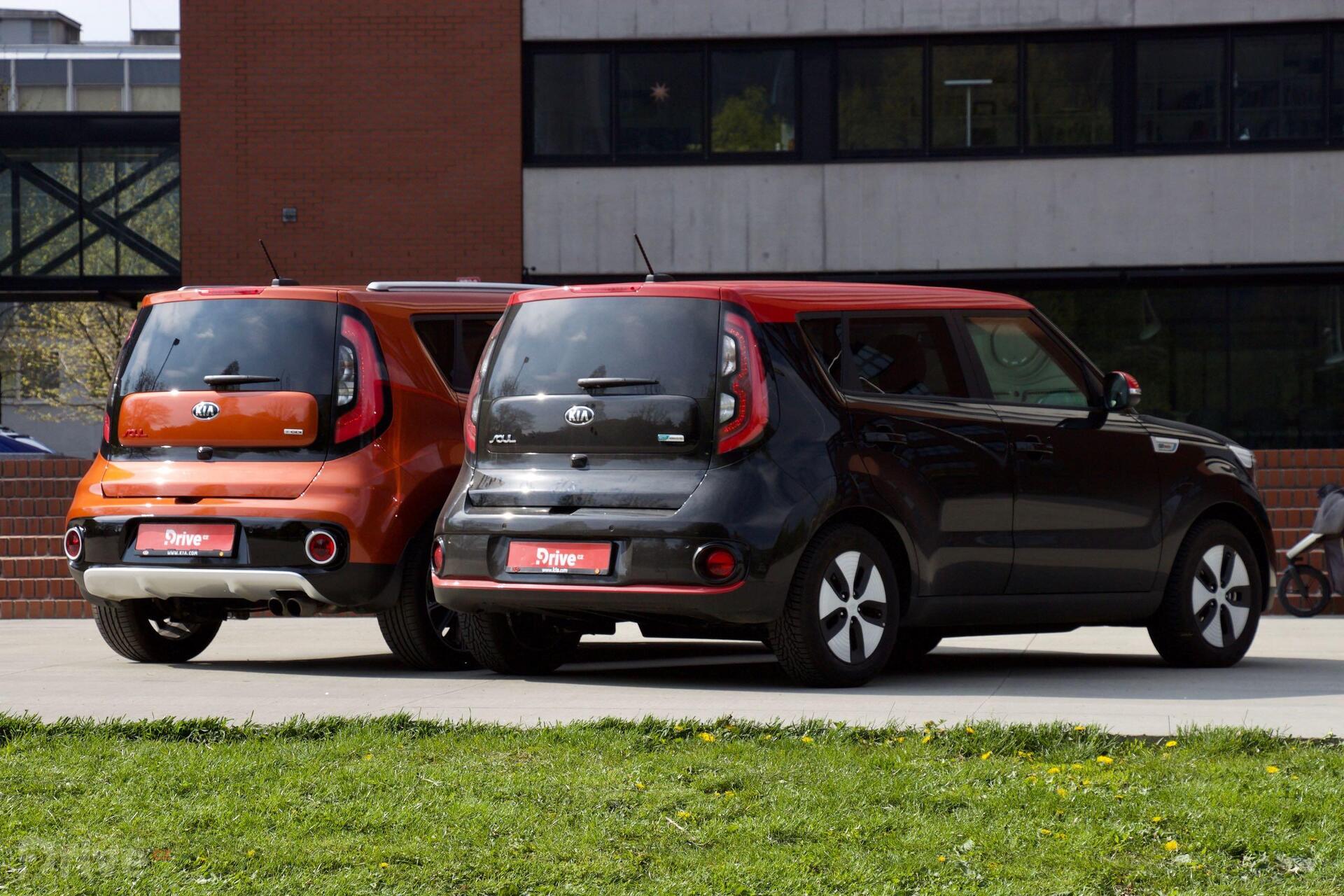 Kia Soul EV vs. Kia Soul T-GDI