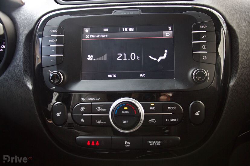 Kia Soul T-GDI infotainment