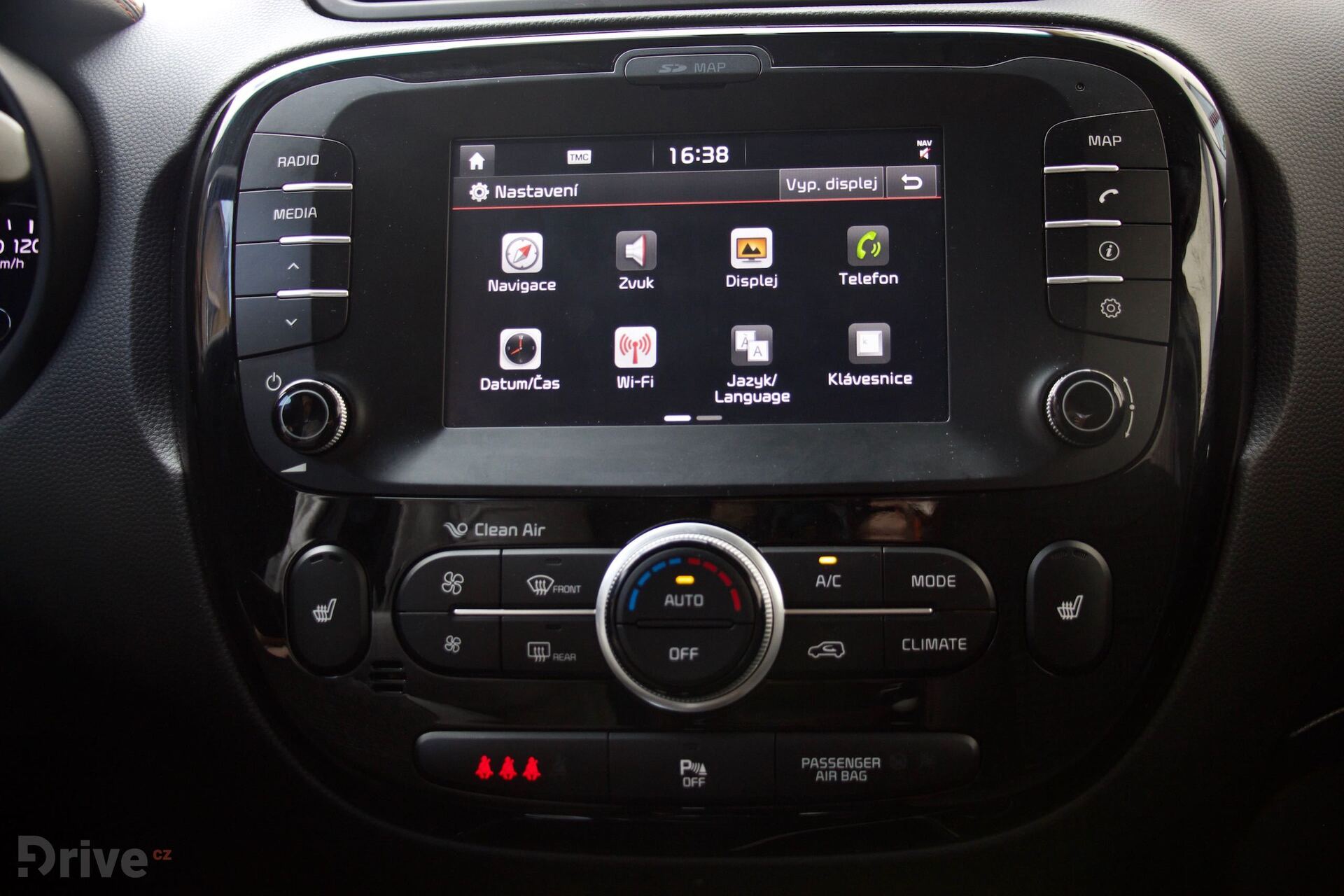Kia Soul T-GDI infotainment