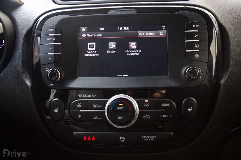 Kia Soul T-GDI infotainment